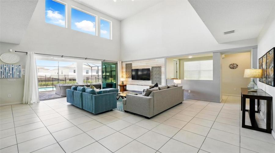 Kissimmee, Florida 34747, 6 Bedrooms Bedrooms, ,5 Bathroomsbathrooms,Residential,For Sale,Caribbean View,Mfrs5125412