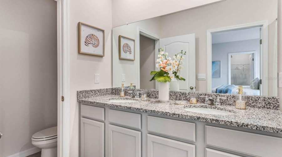 Davenport, Florida 33837, 4 Bedrooms Bedrooms, ,2 Bathroomsbathrooms,Residential,For Sale,Moulin,Mfro6302207