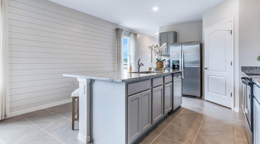 Davenport, Florida 33837, 4 Bedrooms Bedrooms, ,2 Bathroomsbathrooms,Residential,For Sale,Moulin,Mfro6302207