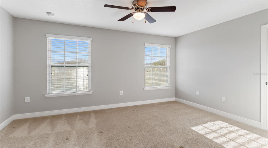 DAVENPORT, Florida 33837, 5 Bedrooms Bedrooms, ,4 BathroomsBathrooms,Residential,For Sale,WILDWOOD,0,MFRO6302043