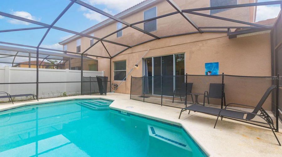 Kissimmee, Florida 34746, 4 Bedrooms Bedrooms, ,3 Bathroomsbathrooms,Residential,For Sale,Las Fuentes,Mfro6302005