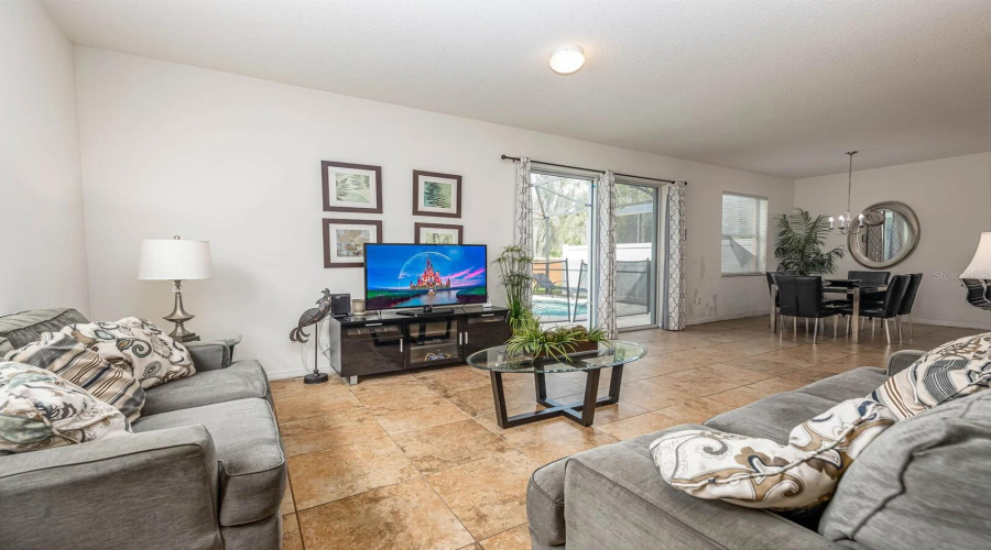 Kissimmee, Florida 34746, 4 Bedrooms Bedrooms, ,3 Bathroomsbathrooms,Residential,For Sale,Las Fuentes,Mfro6302005