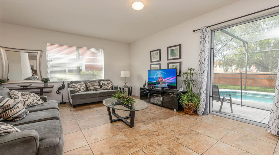 Kissimmee, Florida 34746, 4 Bedrooms Bedrooms, ,3 Bathroomsbathrooms,Residential,For Sale,Las Fuentes,Mfro6302005
