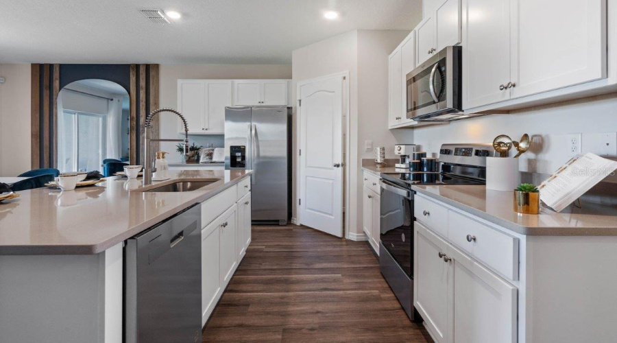 Davenport, Florida 33837, 4 Bedrooms Bedrooms, ,2 Bathroomsbathrooms,Residential,For Sale,Partington,Mfro6302047
