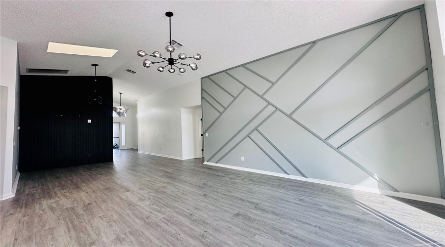 KISSIMMEE, Florida 34747, 4 Bedrooms Bedrooms, ,3 BathroomsBathrooms,Residential,For Sale,ONEIDA,MFRS5125405