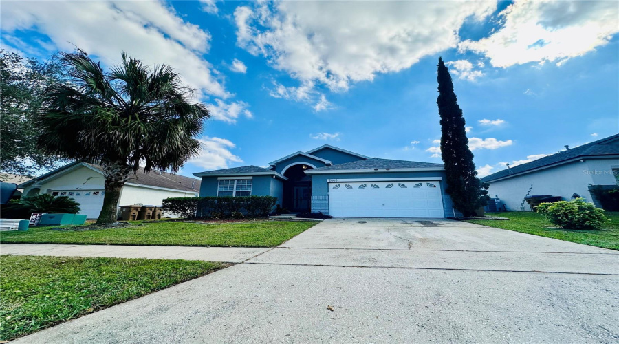 KISSIMMEE, Florida 34747, 4 Bedrooms Bedrooms, ,3 BathroomsBathrooms,Residential,For Sale,ONEIDA,MFRS5125405