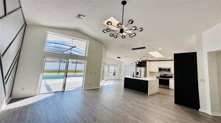 KISSIMMEE, Florida 34747, 4 Bedrooms Bedrooms, ,3 BathroomsBathrooms,Residential,For Sale,ONEIDA,MFRS5125405