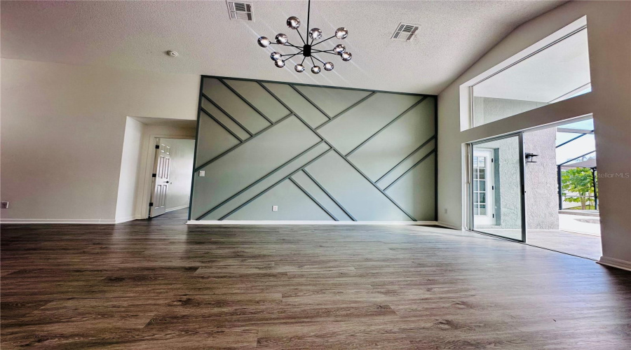 KISSIMMEE, Florida 34747, 4 Bedrooms Bedrooms, ,3 BathroomsBathrooms,Residential,For Sale,ONEIDA,MFRS5125405