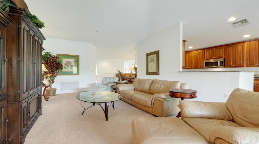 DAVENPORT, Florida 33896, 2 Bedrooms Bedrooms, ,2 BathroomsBathrooms,Residential,For Sale,QUIMBY,0,MFRS5125260