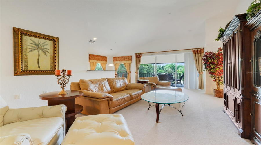 DAVENPORT, Florida 33896, 2 Bedrooms Bedrooms, ,2 BathroomsBathrooms,Residential,For Sale,QUIMBY,0,MFRS5125260