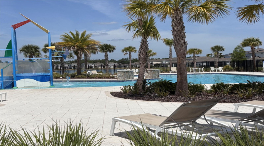 Kissimmee, Florida 34746, 4 Bedrooms Bedrooms, ,2 Bathroomsbathrooms,Residential,For Sale,Wispy Cypress Drive,Mfrr4909217