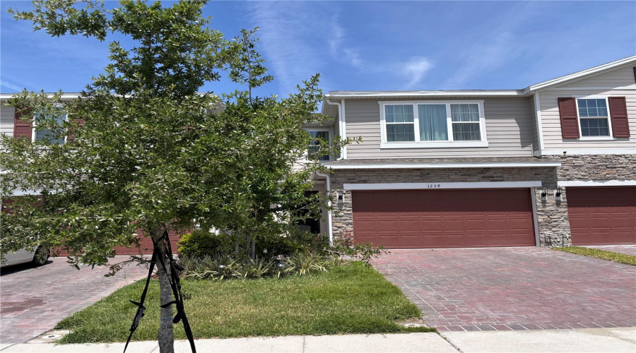 Kissimmee, Florida 34746, 4 Bedrooms Bedrooms, ,2 Bathroomsbathrooms,Residential,For Sale,Wispy Cypress Drive,Mfrr4909217