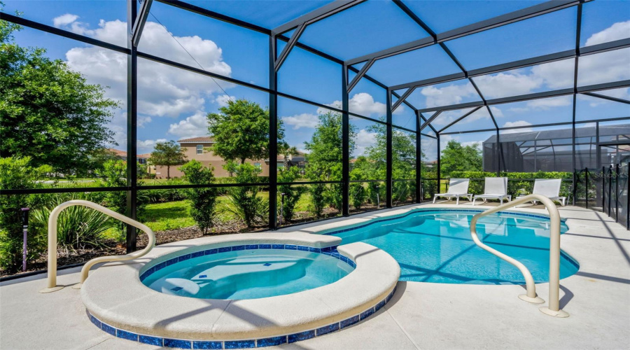 Davenport, Florida 33837, 6 Bedrooms Bedrooms, ,5 Bathroomsbathrooms,Residential,For Sale,Oakmoss,Mfro6296586