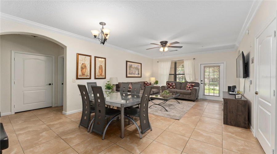 Davenport, Florida 33897, 4 Bedrooms Bedrooms, ,3 Bathroomsbathrooms,Residential,For Sale,Charo,Mfro6302726