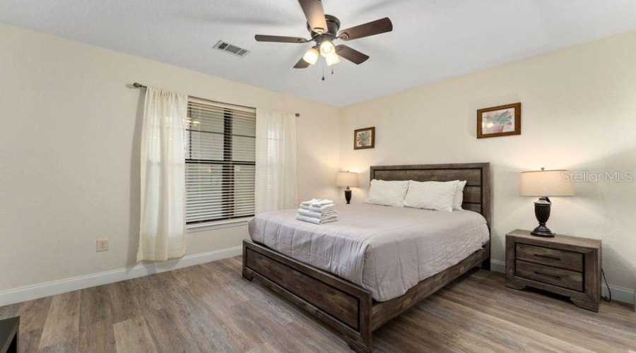 Davenport, Florida 33897, 4 Bedrooms Bedrooms, ,3 Bathroomsbathrooms,Residential,For Sale,Charo,Mfro6302726