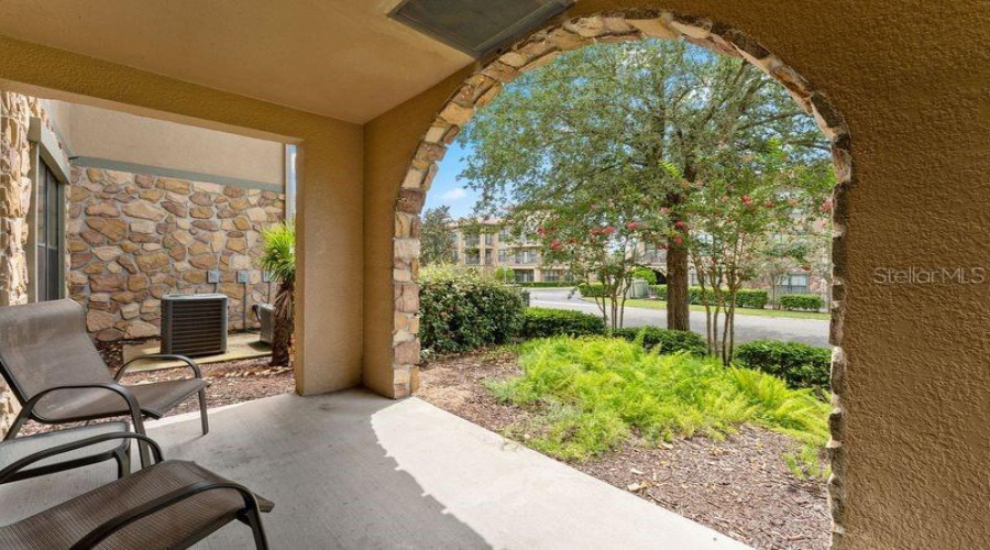 Davenport, Florida 33897, 4 Bedrooms Bedrooms, ,3 Bathroomsbathrooms,Residential,For Sale,Charo,Mfro6302726