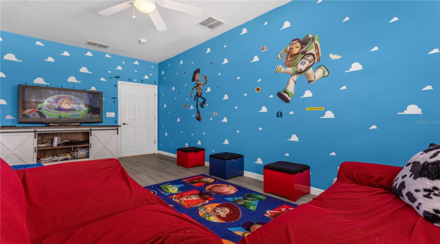 DAVENPORT, Florida 33837, 6 Bedrooms Bedrooms, ,4 BathroomsBathrooms,Residential,For Sale,YELLOW SNAPDRAGON,0,MFRS5125563