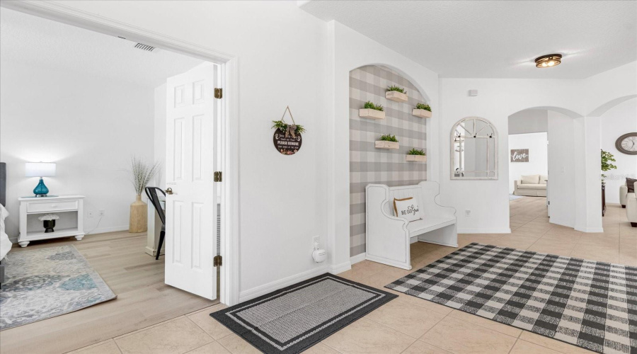 DAVENPORT, Florida 33837, 6 Bedrooms Bedrooms, ,4 BathroomsBathrooms,Residential,For Sale,YELLOW SNAPDRAGON,0,MFRS5125563