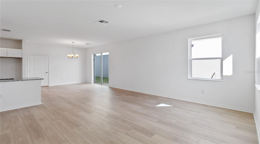 DAVENPORT, Florida 33896, 3 Bedrooms Bedrooms, ,2 BathroomsBathrooms,Residential,For Sale,WESTSIDE HILLS,0,MFRO6302477