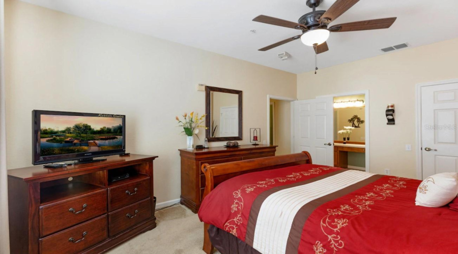 KISSIMMEE, Florida 34747, 3 Bedrooms Bedrooms, ,2 BathroomsBathrooms,Residential,For Sale,BUTTERFLY PALM,MFRO6268807