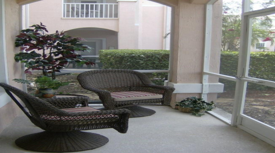 KISSIMMEE, Florida 34747, 3 Bedrooms Bedrooms, ,2 BathroomsBathrooms,Residential,For Sale,BUTTERFLY PALM,MFRO6268807