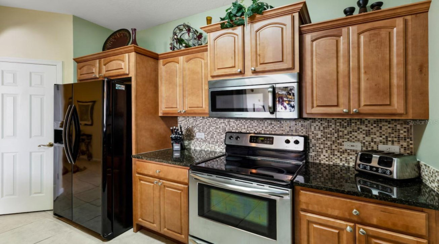 KISSIMMEE, Florida 34747, 3 Bedrooms Bedrooms, ,2 BathroomsBathrooms,Residential,For Sale,BUTTERFLY PALM,MFRO6268807