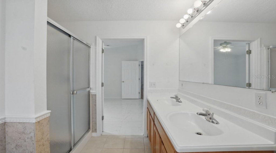 DAVENPORT, Florida 33897, 3 Bedrooms Bedrooms, ,2 BathroomsBathrooms,Residential,For Sale,HIGHWAY 27,0,MFRTB8377449