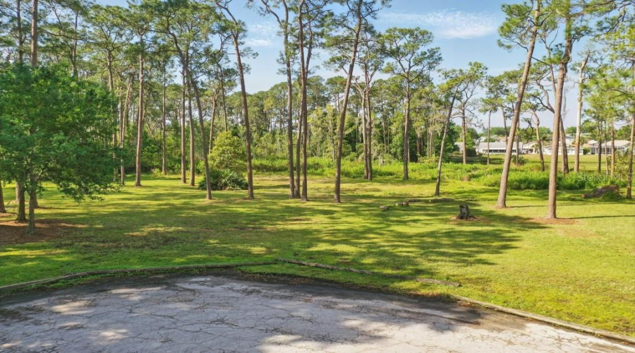 DAVENPORT, Florida 33897, 3 Bedrooms Bedrooms, ,2 BathroomsBathrooms,Residential,For Sale,HIGHWAY 27,0,MFRTB8377449