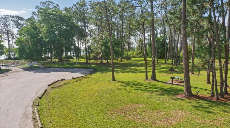 DAVENPORT, Florida 33897, 3 Bedrooms Bedrooms, ,2 BathroomsBathrooms,Residential,For Sale,HIGHWAY 27,0,MFRTB8377449
