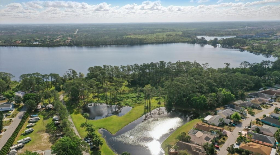 DAVENPORT, Florida 33897, 3 Bedrooms Bedrooms, ,2 BathroomsBathrooms,Residential,For Sale,HIGHWAY 27,0,MFRTB8377449