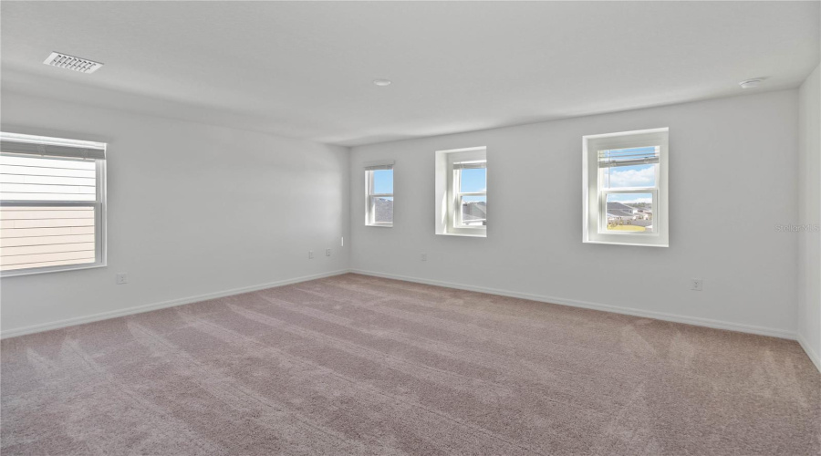 DAVENPORT, Florida 33896, 3 Bedrooms Bedrooms, ,2 BathroomsBathrooms,Residential,For Sale,WESTSIDE HILLS,0,MFRO6302464