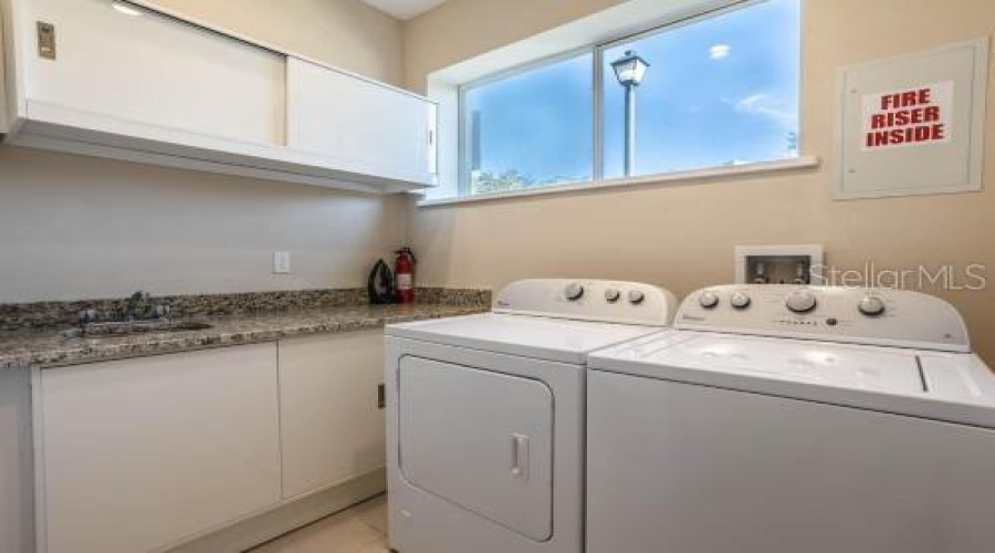 Kissimmee, Florida 34747, 4 Bedrooms Bedrooms, ,4 Bathroomsbathrooms,Residential,For Sale,Amazonas,Mfro6302548