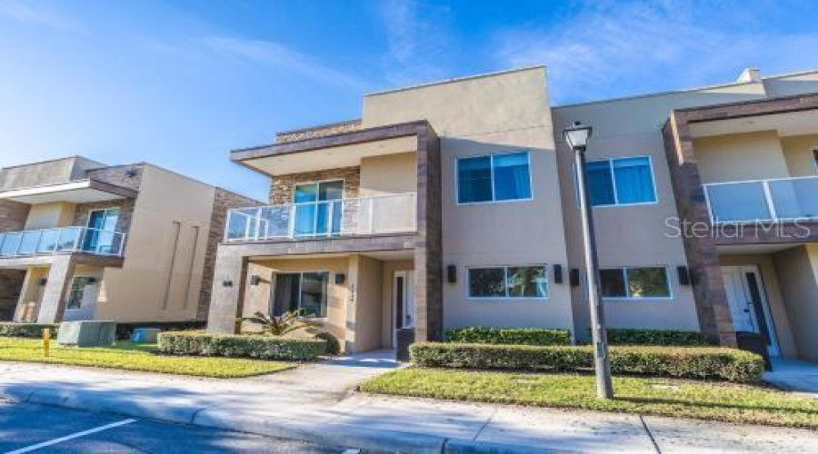 Kissimmee, Florida 34747, 4 Bedrooms Bedrooms, ,4 Bathroomsbathrooms,Residential,For Sale,Amazonas,Mfro6302548