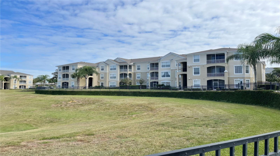Kissimmee, Florida 34747, 3 Bedrooms Bedrooms, ,2 Bathroomsbathrooms,Residential,For Sale,Coconut Palm,Mfro6268350