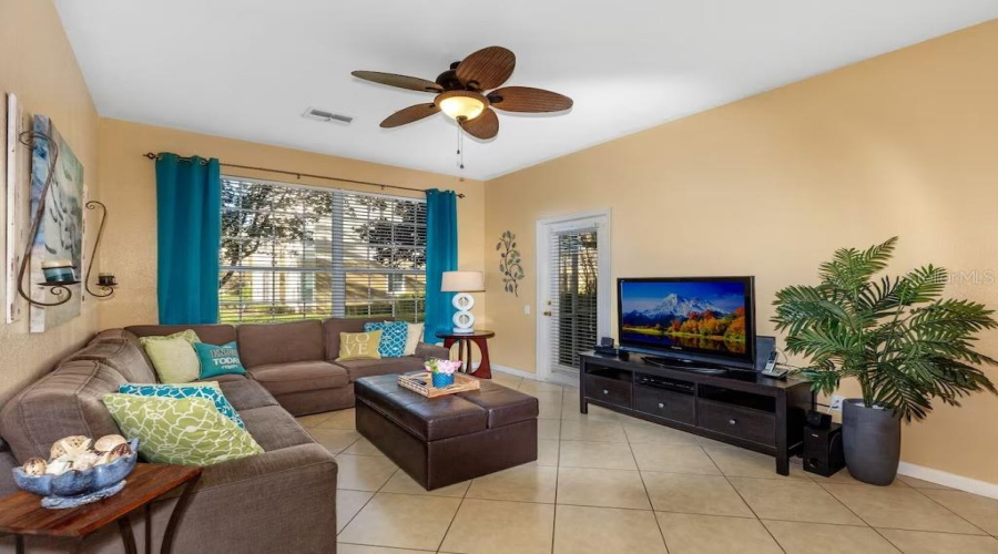 Kissimmee, Florida 34747, 3 Bedrooms Bedrooms, ,2 Bathroomsbathrooms,Residential,For Sale,Coconut Palm,Mfro6268350