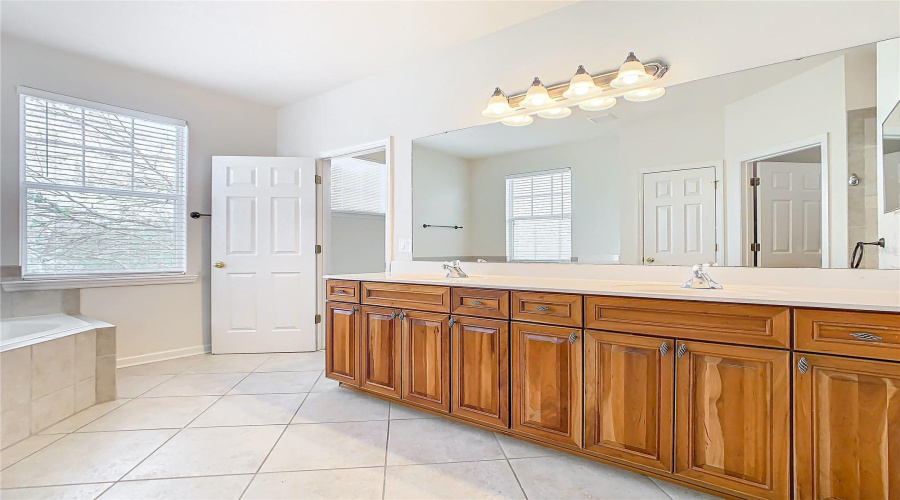 Celebration, Florida 34747, 4 Bedrooms Bedrooms, ,2 Bathroomsbathrooms,Residential,For Sale,Tapestry,Mfrs5097229