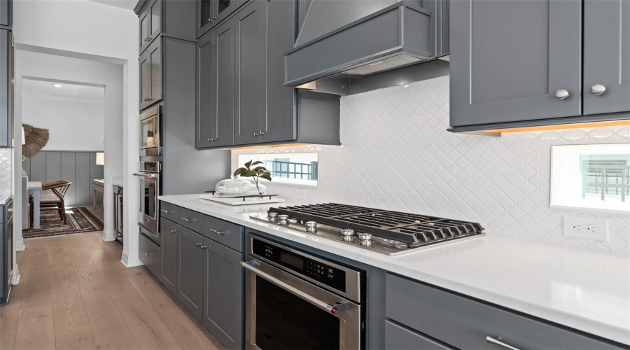 Model Home Design Only. Pictures And Furnishings Are For Illustrative Purposes Only. Elevations, Colors And Options May Vary. Furniture Is For Model Home Staging Only.
