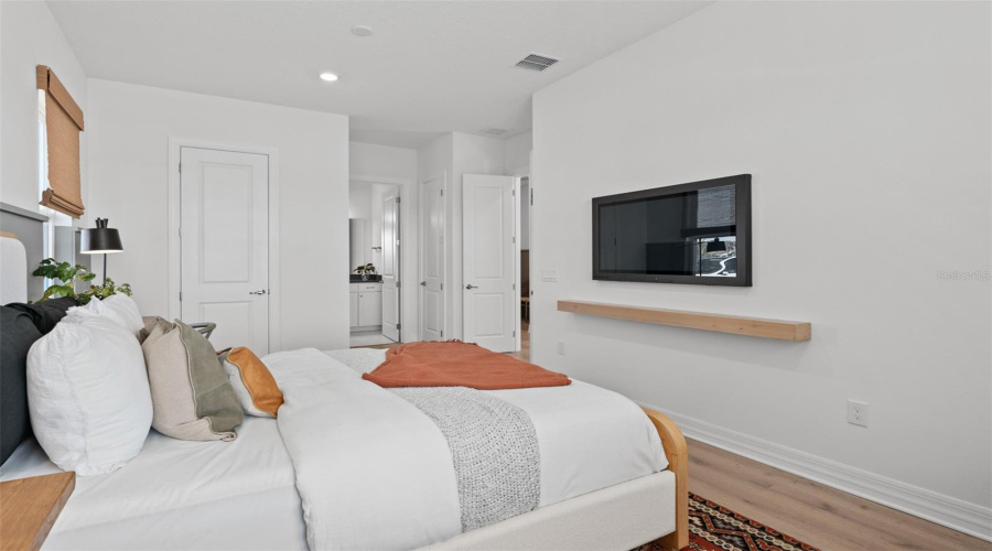Model Home Design Only. Pictures And Furnishings Are For Illustrative Purposes Only. Elevations, Colors And Options May Vary. Furniture Is For Model Home Staging Only.