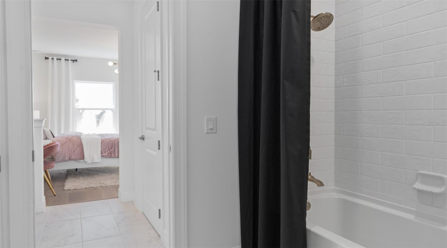Model Home Design Only. Pictures And Furnishings Are For Illustrative Purposes Only. Elevations, Colors And Options May Vary. Furniture Is For Model Home Staging Only.