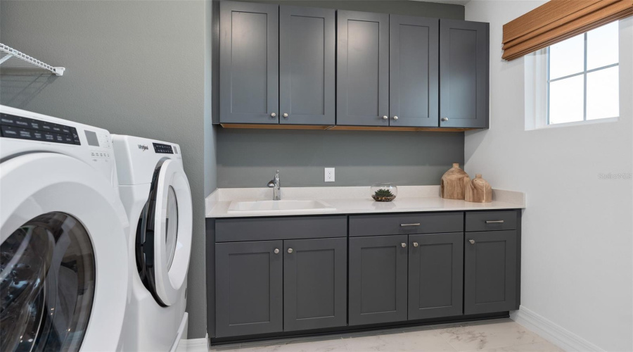 Model Home Design Only. Pictures And Furnishings Are For Illustrative Purposes Only. Elevations, Colors And Options May Vary. Furniture Is For Model Home Staging Only.