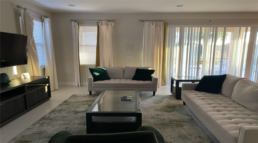 KISSIMMEE, Florida 34747, 4 Bedrooms Bedrooms, ,3 BathroomsBathrooms,Residential,For Sale,MARKER,0,MFRS5102198