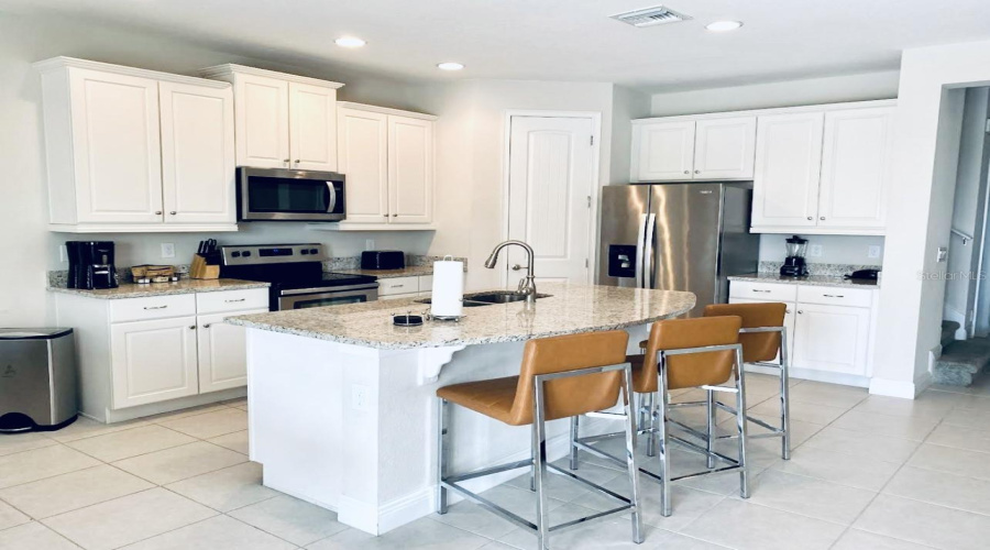 KISSIMMEE, Florida 34747, 4 Bedrooms Bedrooms, ,3 BathroomsBathrooms,Residential,For Sale,MARKER,0,MFRS5102198