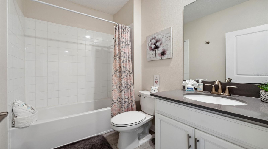 DAVENPORT, Florida 33896, 5 Bedrooms Bedrooms, ,5 BathroomsBathrooms,Residential,For Sale,DROP SHOT,0,MFRS5125638
