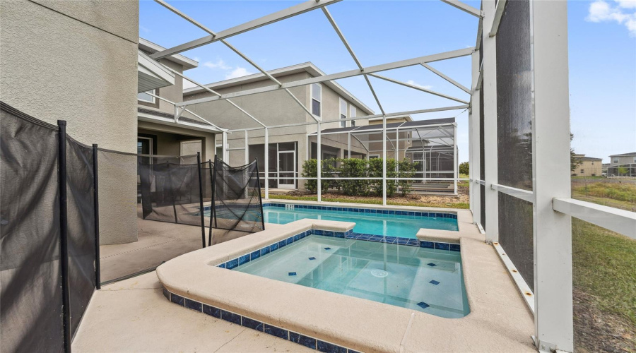 DAVENPORT, Florida 33896, 5 Bedrooms Bedrooms, ,5 BathroomsBathrooms,Residential,For Sale,DROP SHOT,0,MFRS5125638