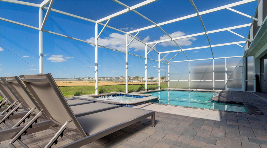 Davenport, Florida 33896, 8 Bedrooms Bedrooms, ,5 Bathroomsbathrooms,Residential,For Sale,Sommerset Hills,Mfro6303123