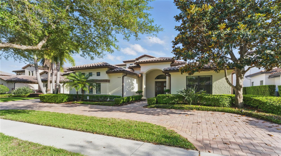 Orlando, Florida 32836, 6 Bedrooms Bedrooms, ,6 Bathroomsbathrooms,Residential,For Sale,Pointe Venezia,Mfro6301860