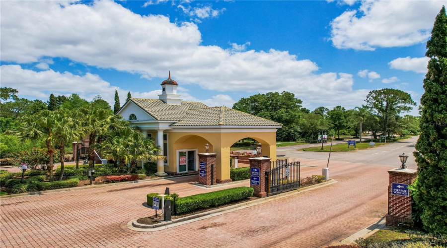 24/7 Guard Gated Community