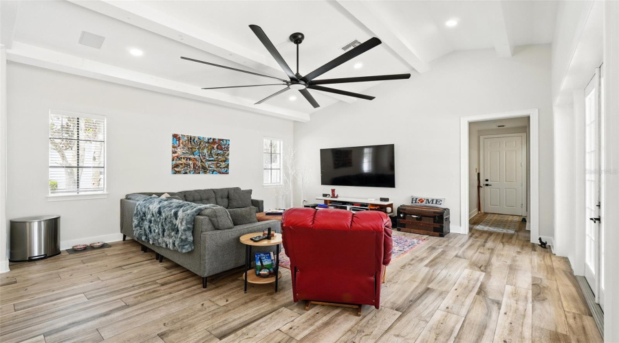 Kissimmee, Florida 34747, 5 Bedrooms Bedrooms, ,5 Bathroomsbathrooms,Residential,For Sale,Roycroft,Mfrtb8377961