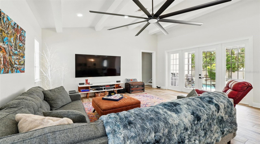 Kissimmee, Florida 34747, 5 Bedrooms Bedrooms, ,5 Bathroomsbathrooms,Residential,For Sale,Roycroft,Mfrtb8377961