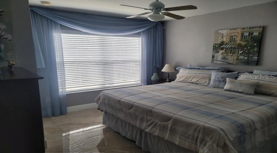 KISSIMMEE, Florida 34746, 4 Bedrooms Bedrooms, ,3 BathroomsBathrooms,Residential,For Sale,GALA,0,MFRTB8378325